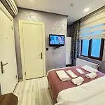 Taxim Alyon Otel
