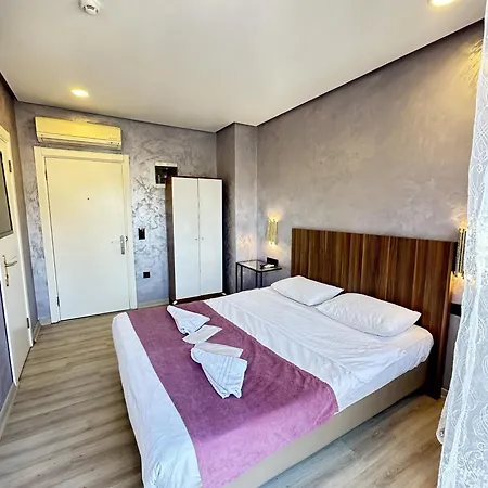 Hotel Taxim Alyon