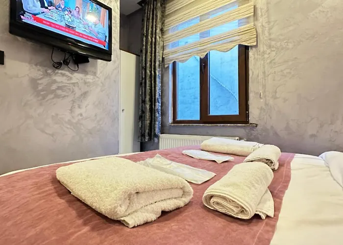 Taxim Alyon 3* Stambuł